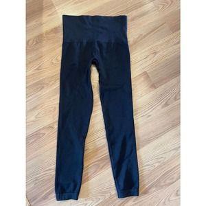 SPANX leggings size Medium